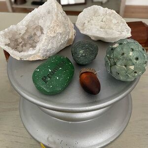 GENUINE Quartz Geode, a type of rock formation with a hollow cavity w/ CRYSTALS